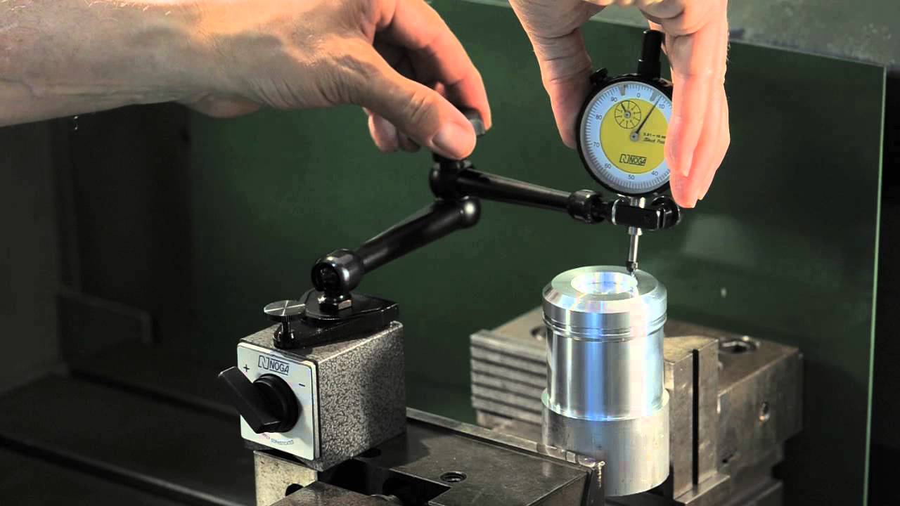 Noga Holding system clip for exhibition