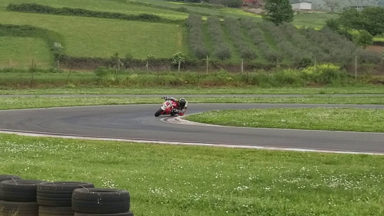Rossi on 160cc OHVALE  gp0