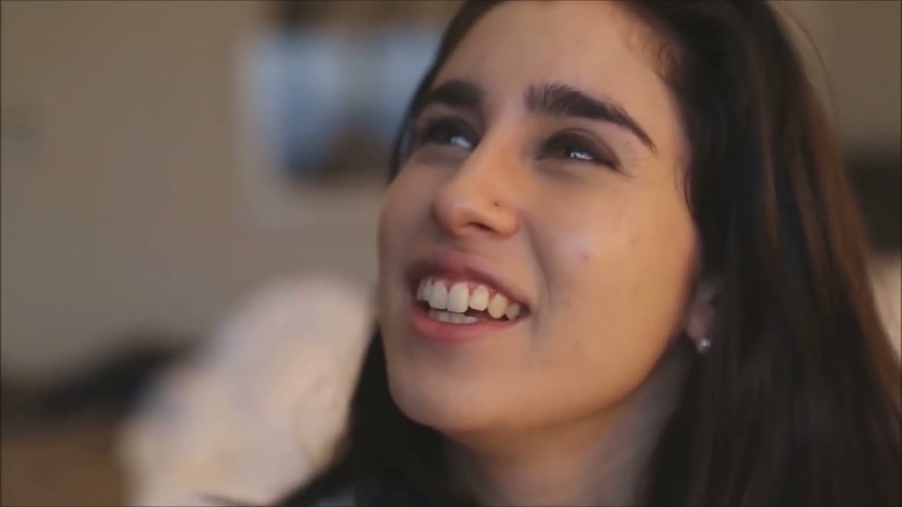lauren jauregui being cute for 5 minutes straight