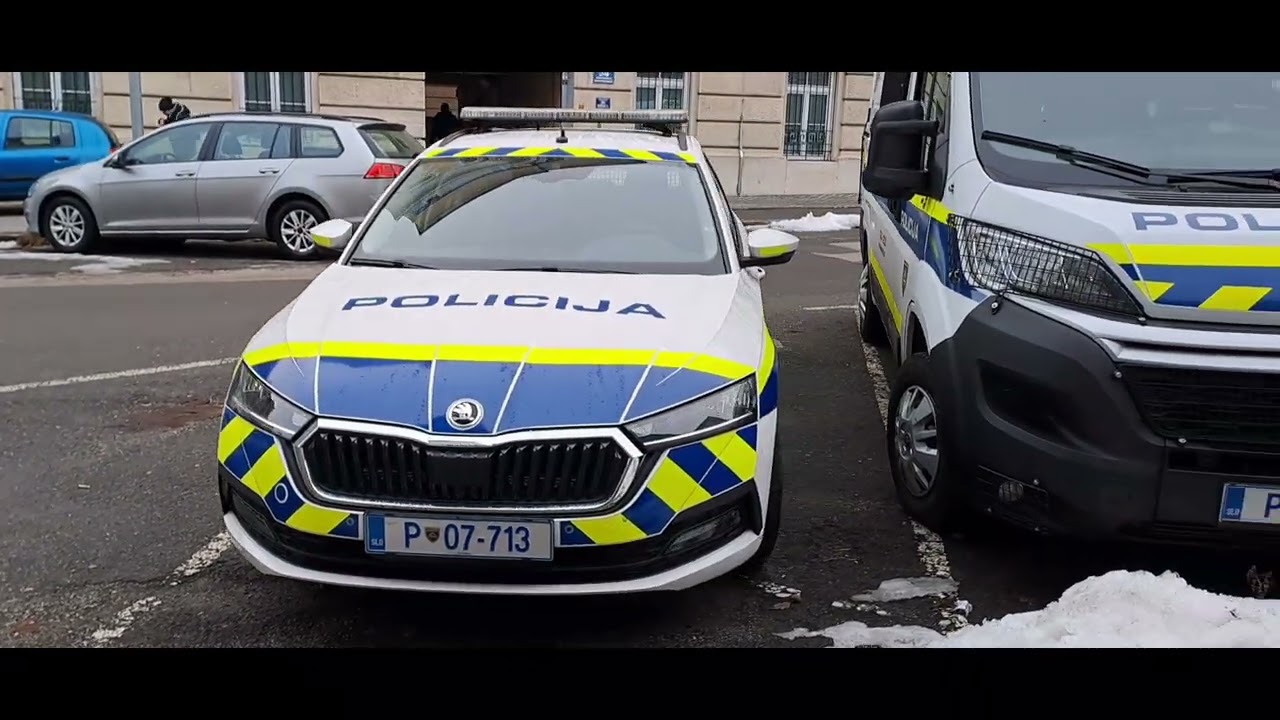 OMSZ vonulás premier.#ambulance #amazing @112omsz @RaabHunter9588 @DKARESZ32 @Code3Bp @benivlogja 