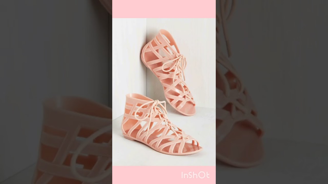 👡 صنادل أطفال وحريمي 👩‍👧✨ شياكة وألوان تخطف الأنظار 🎀💖والهاشتاجات:#صنادل #أحذية_شيك #موضة_2025