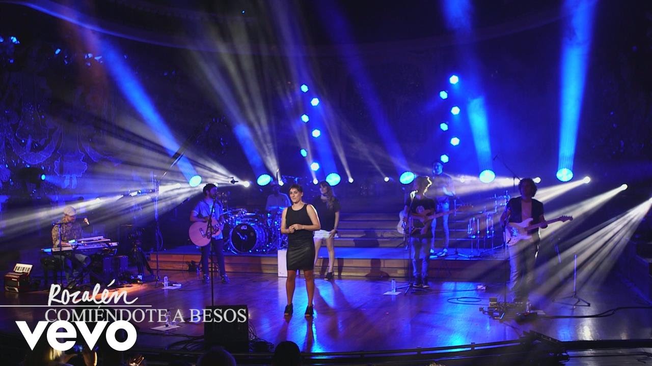 Rozalén - Comiendote a Besos (En Directo)