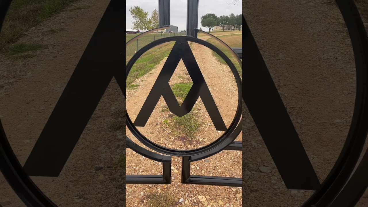 Check out this lovely gate from our classic collection 