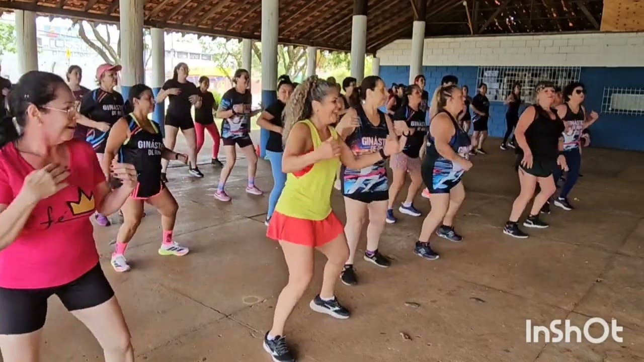 💪 Mais um domingo de energia com a Ginástica de Rua! #63