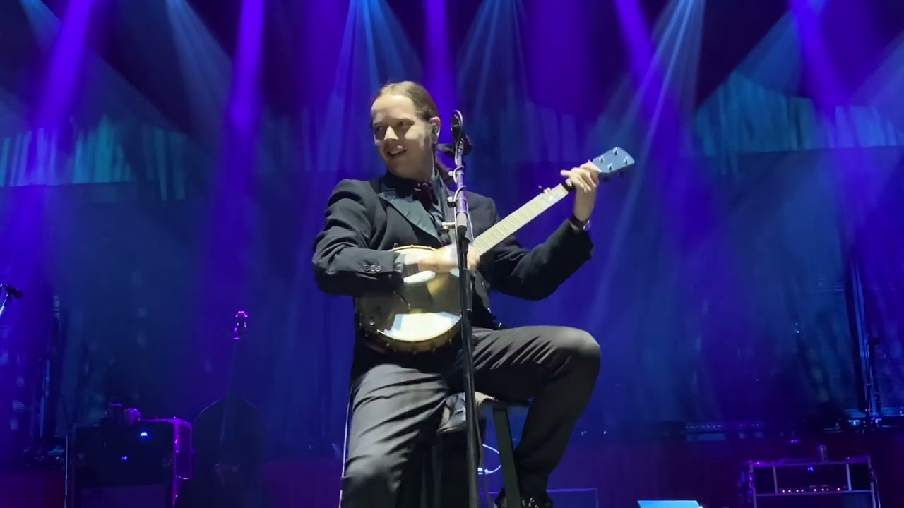 Billy Strings - “Crawdad Song” New Orleans, LA. December 29, 2023