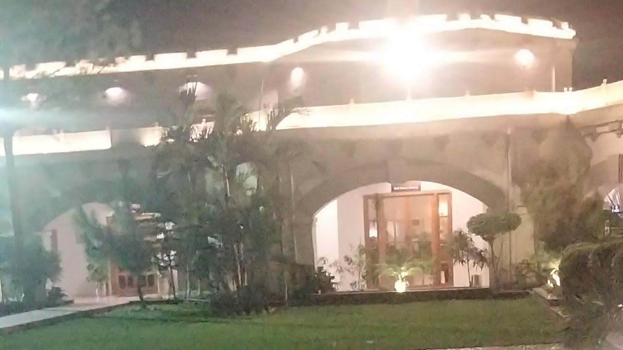 Pakistan's most beautiful club with 5 star facilities. Peshawar services club since 1863.