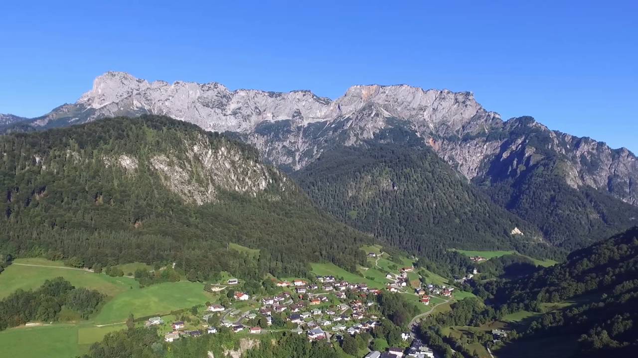 Marktschellenberg vor dem Untersberg