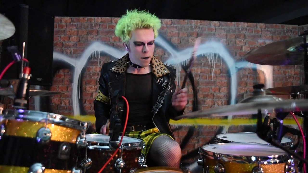 As Sirens Fall - The Wide Awake Club (Live from ALIVE AND SCREAMING)