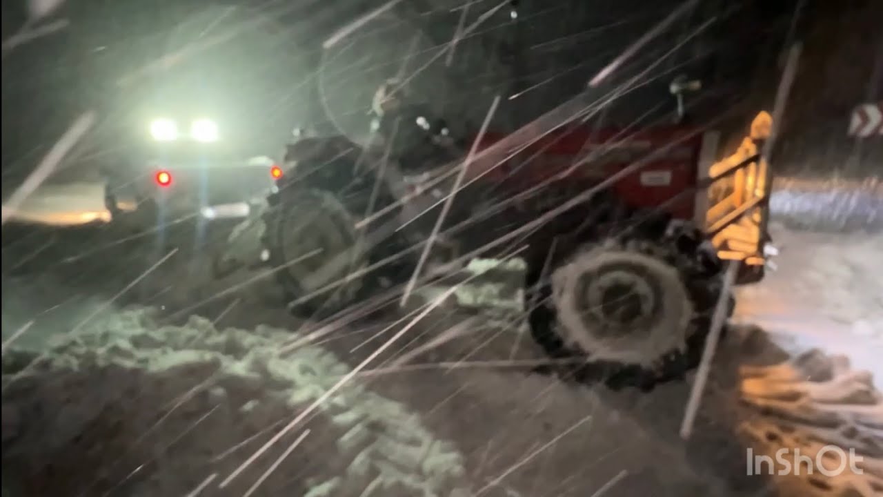 Nıssan Navara Kara Saplandı Soğukdan Donma Derecesine Geldik Massey Ferguson 285 Kurtardı Bizi!!!