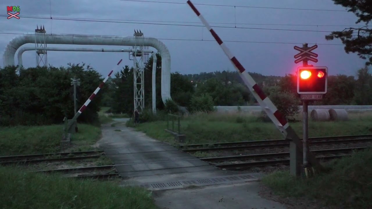 Železniční přejezd Napajedla #2 [P8167] - 9.6.2024 / Czech railroad crossing