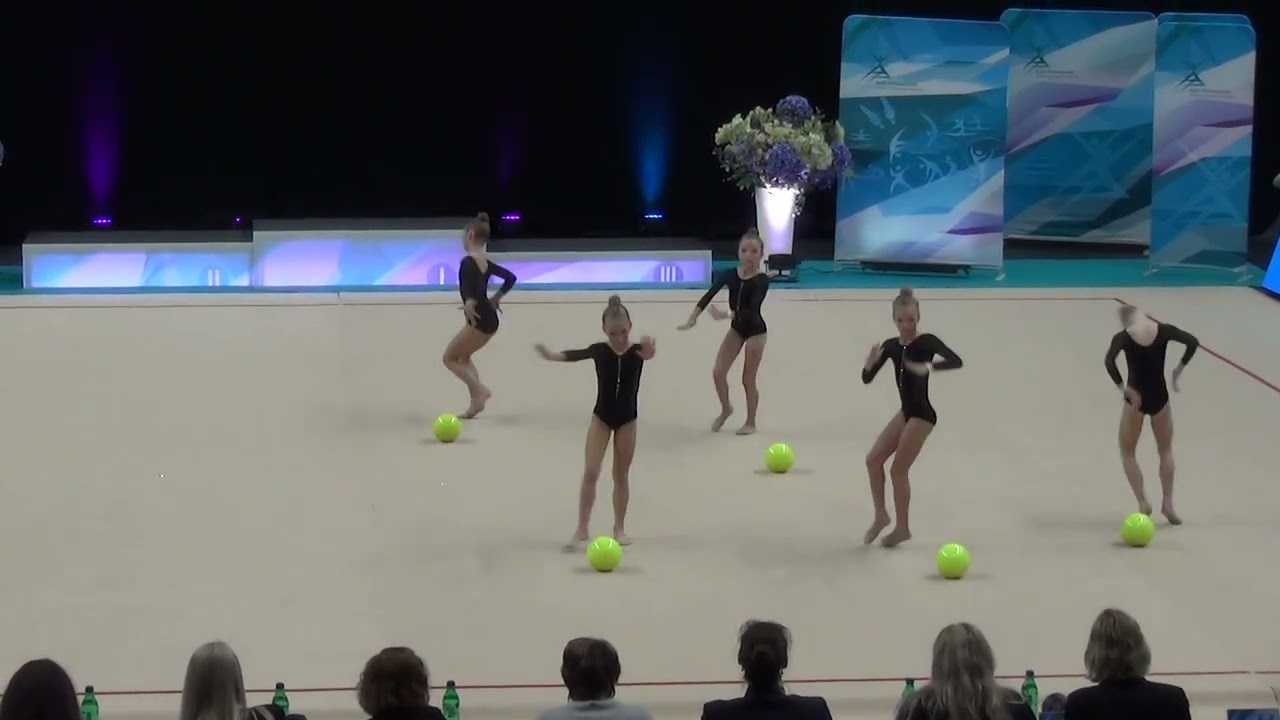 Tähekesed VK Elegance lasteklass RG 2 katse Eesti MV rühmkavades