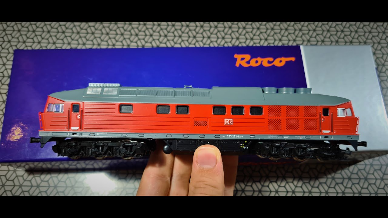 Unboxing/Prezentare locomotiva BR 233 
