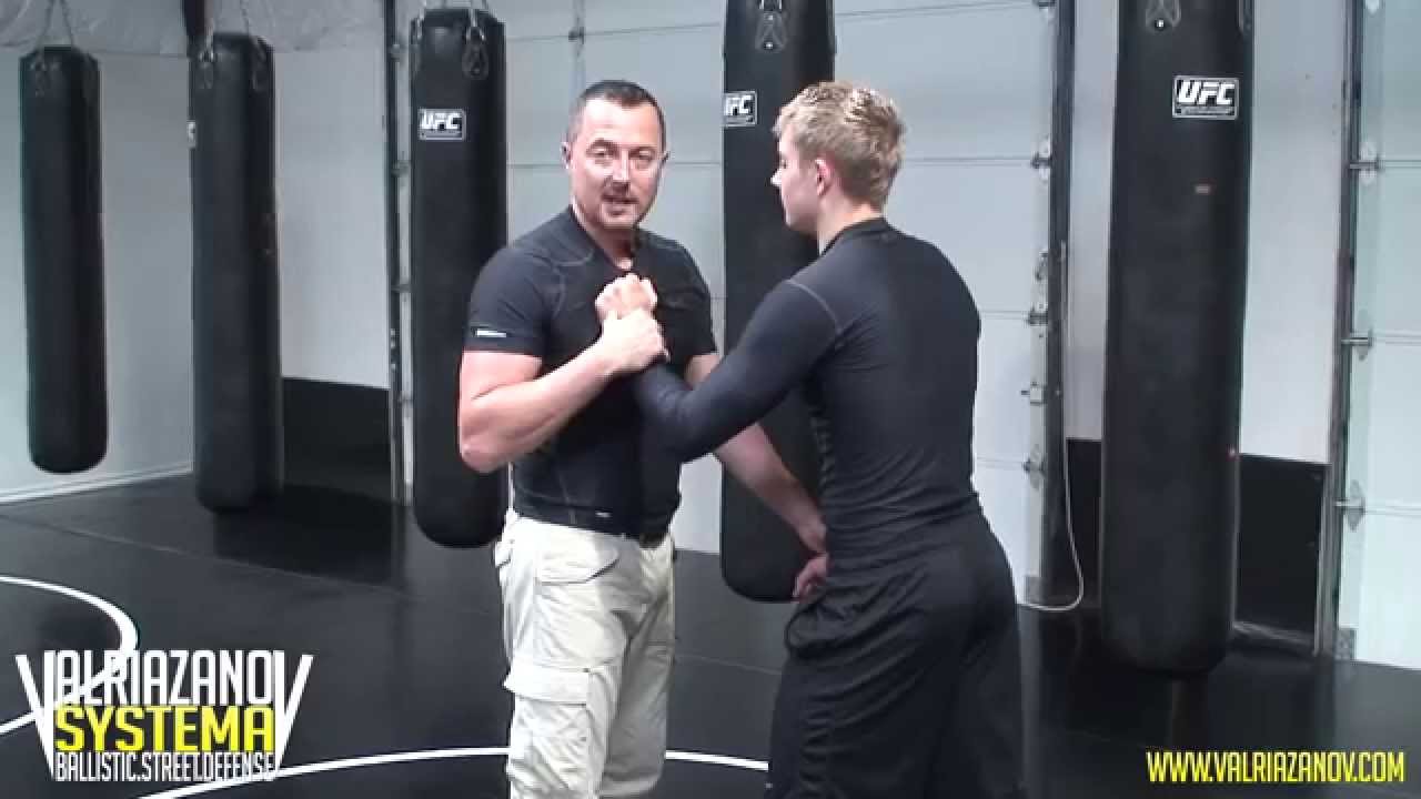 Grabbing, how to defend yourself against an attack
