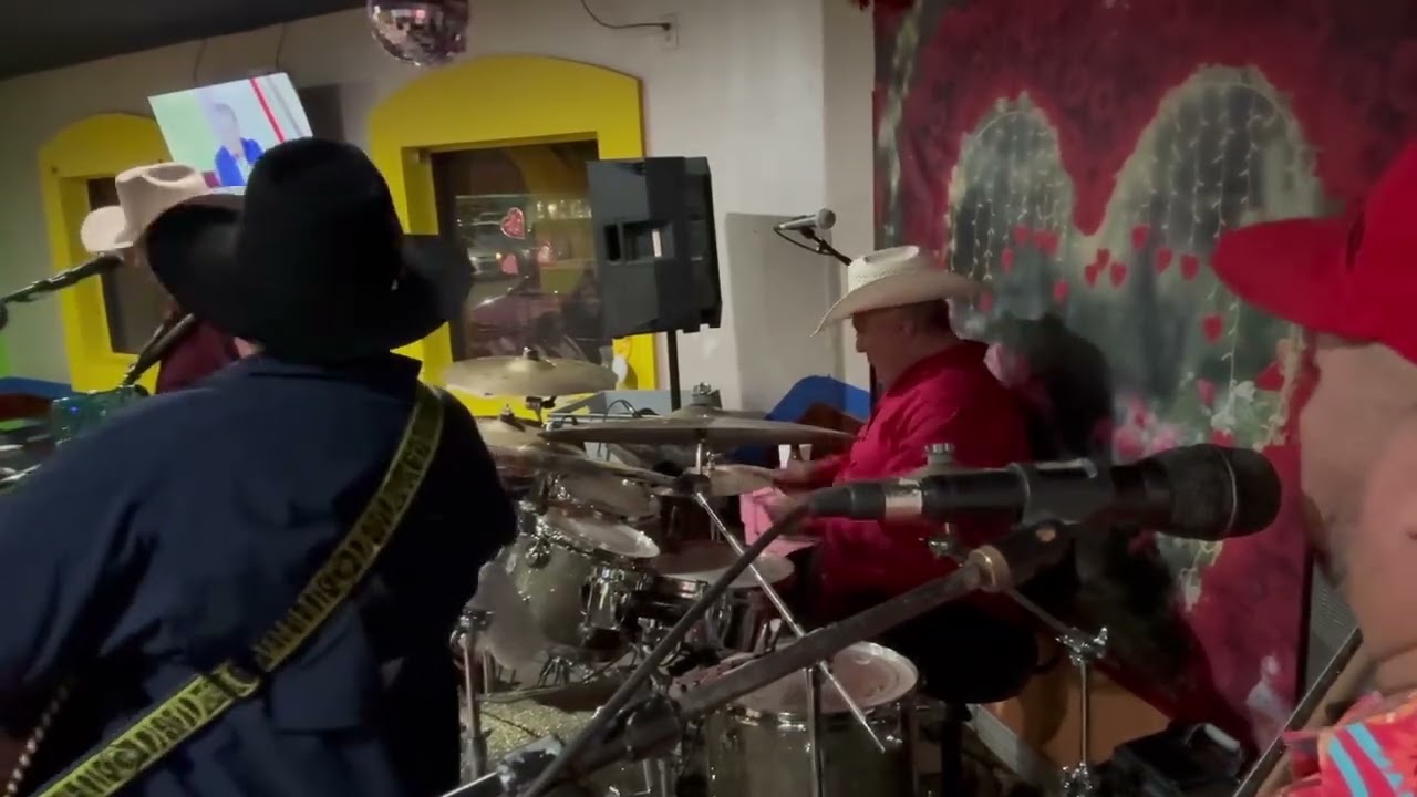 Ayúdame a Olvidar en vivo La Peda Zera Houston 