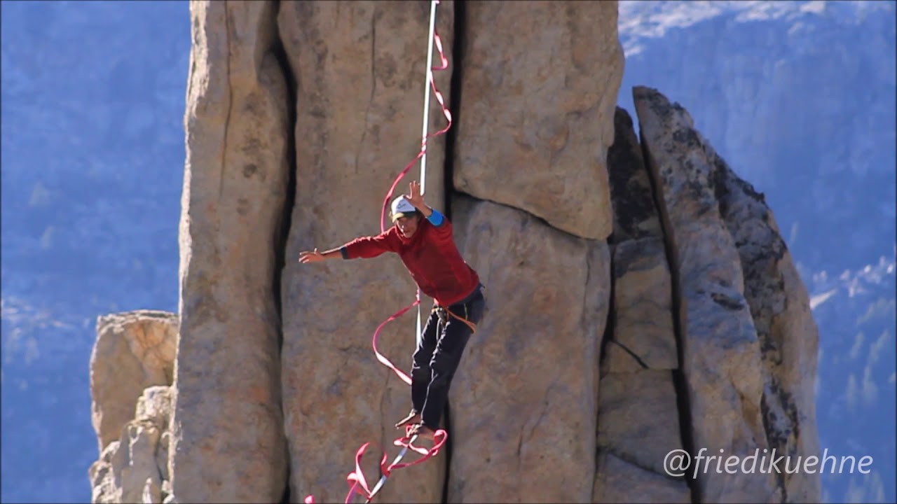 Highlining on the Eichhorn Pinnacle in Yosemite
