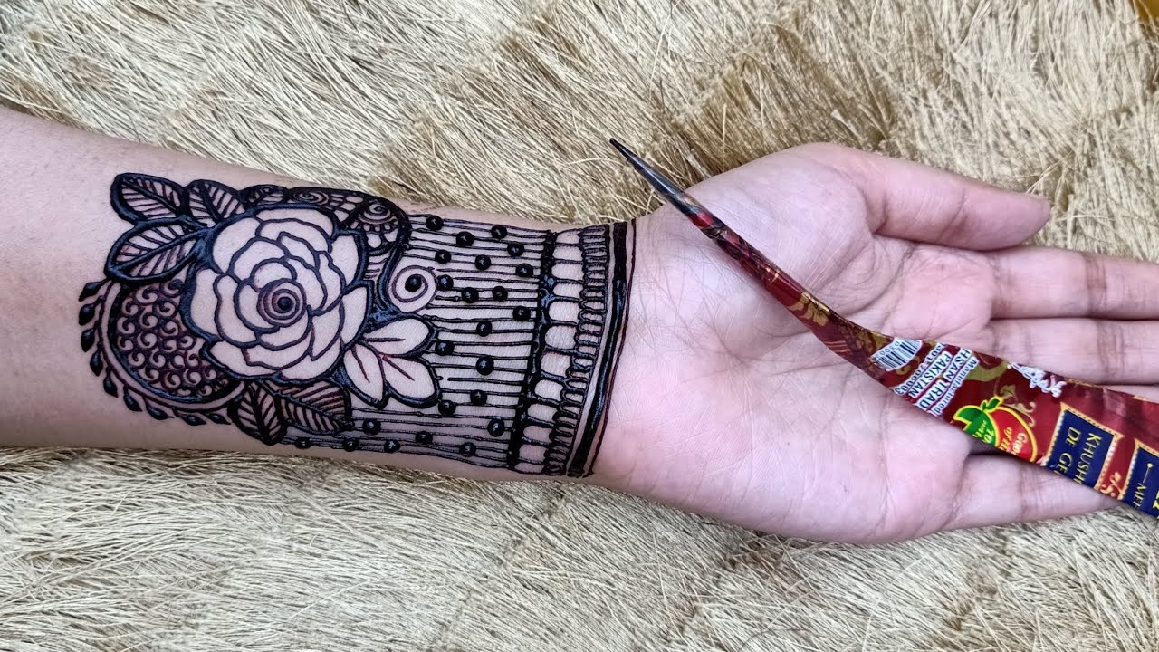 Beautiful front hand henna design//Mehandi designs//latest henna designs/trending mehndi//