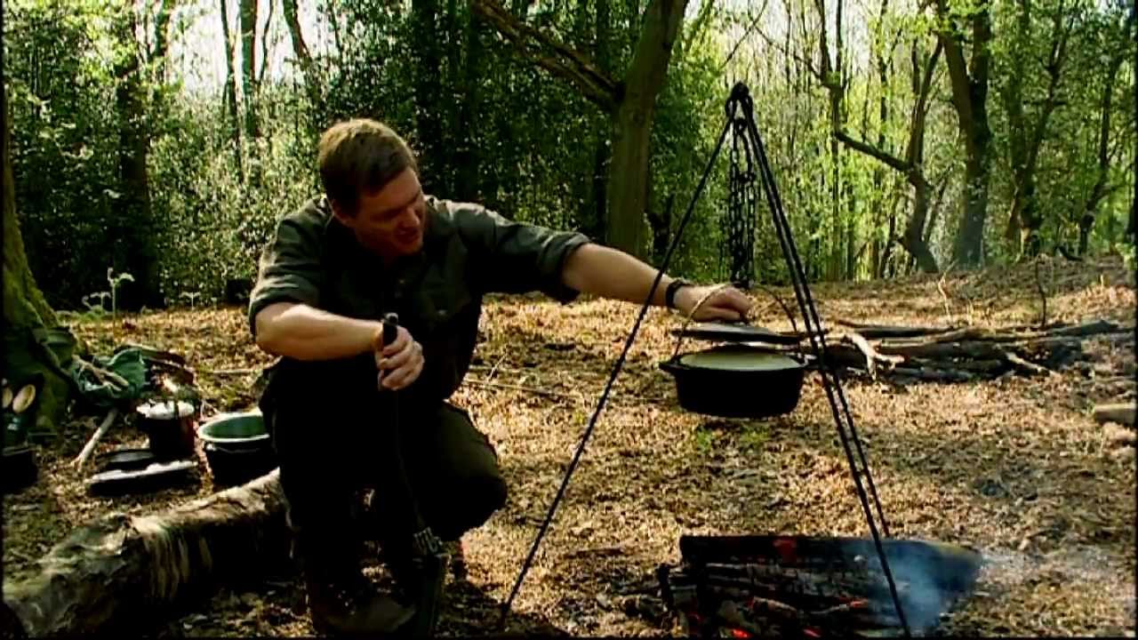 Ray Mears Baking Bread Part 3 - Pieczenie chleba Cz. 3