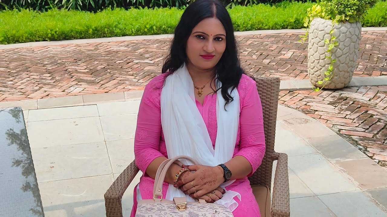 Kashish Thakur is live