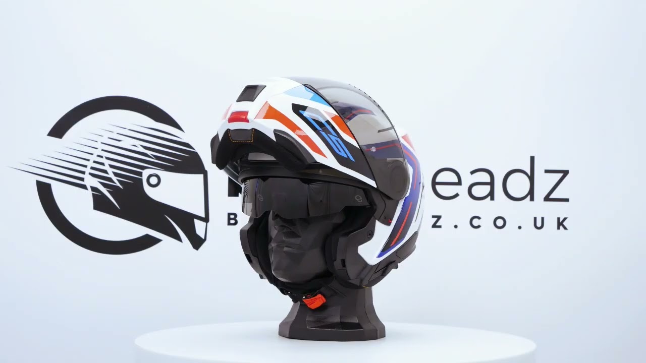 360 OF THE SCHUBERTH C5 OMEGA WHITE 