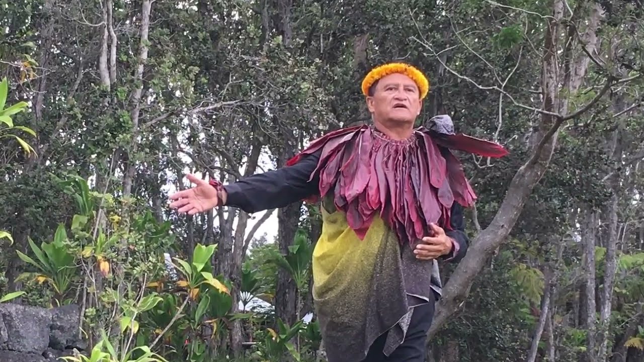 Hula Performance with Hālau Ha'a O Kinohi