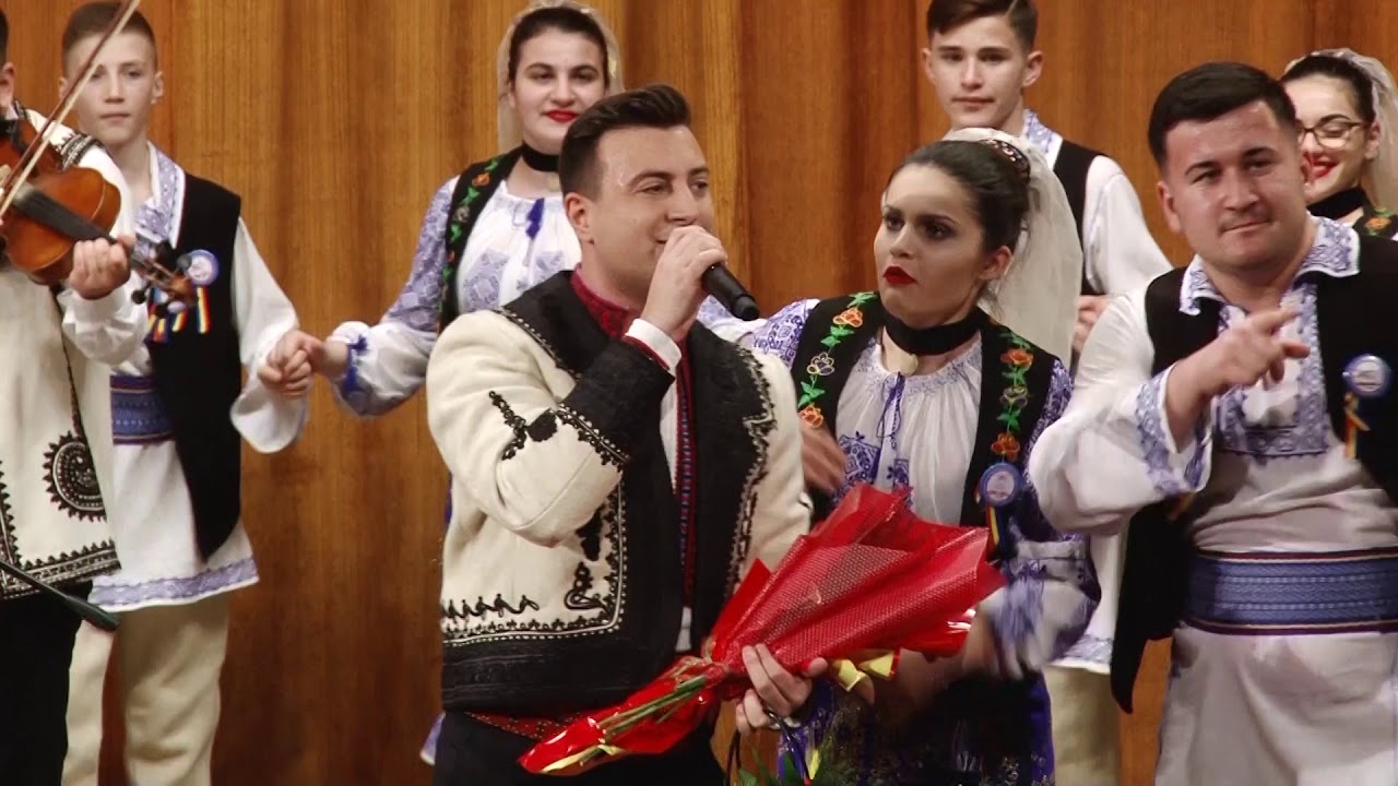 Valentin Sanfira Colaj spectacol