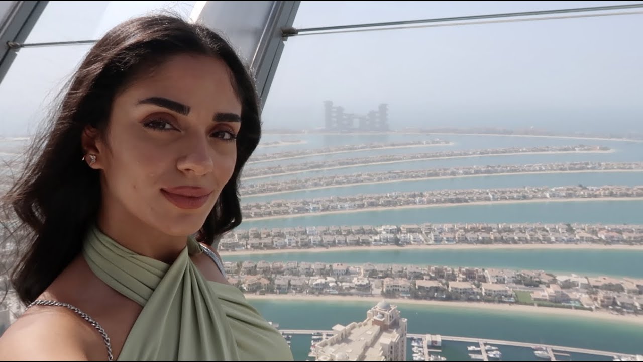 I stayed at The Palm - قضّيت ليلة في النخلة