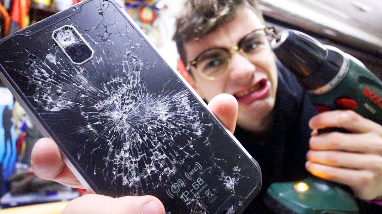 HO DISTRUTTO LO SMARTPHONE INDISTRUTTIBILE (crash test estremo)