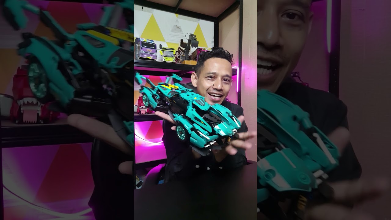 Mainan mobil rakitan besar