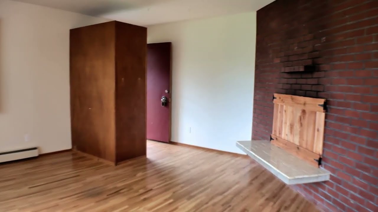 Bel Air Apartments -7433