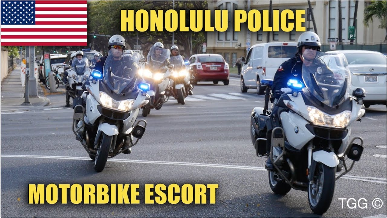 [Hawaii] Honolulu Police Motorcade For US Senator Akaka - Motorbikes & Police Car