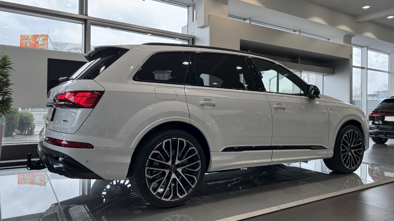 NEW Audi Q7 eTFSI Business 2025 - Visual review