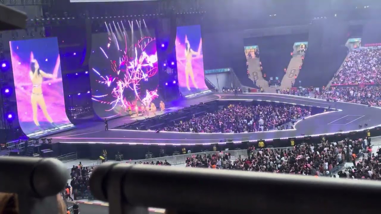 Blackpink Wembley Stadium 2025 - Pink Venom