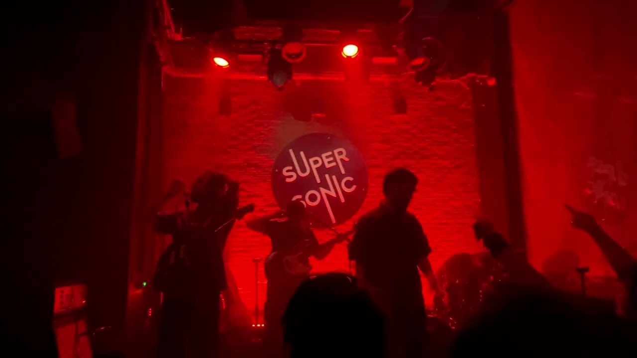 TICKLES live au Supersonic « Love Cells »