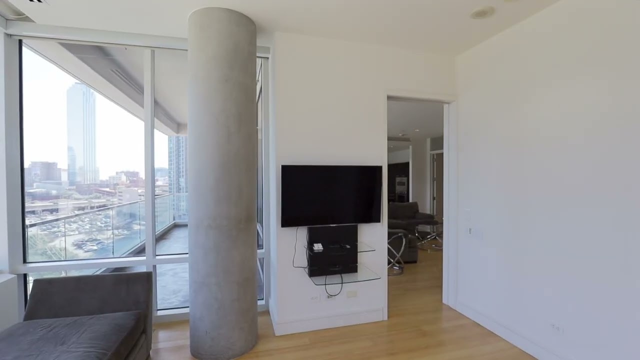 2408 Victory Park Ln 838, Dallas, TX 75219