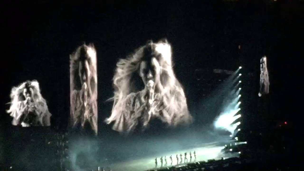 Beyoncé - Mine/ Baby Boy/ Hold Up/ Countdown - Formation World Tour Houston 9/22
