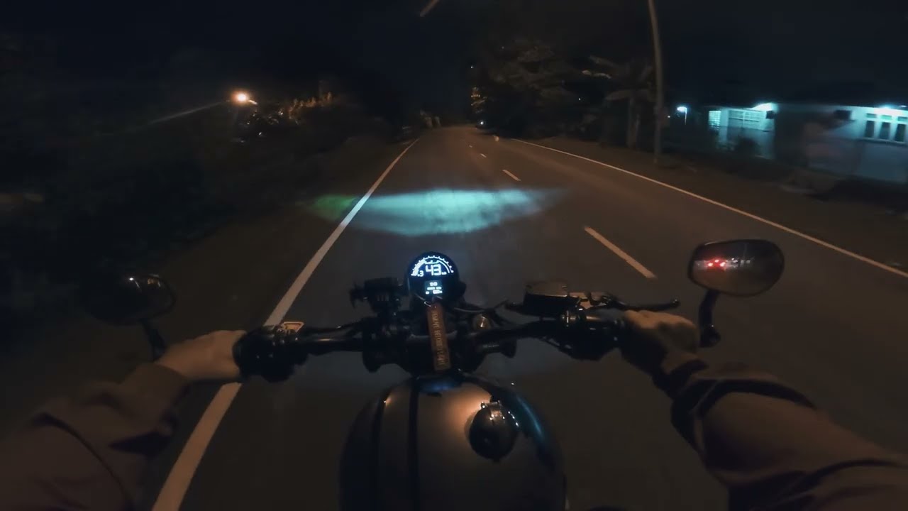MOREH & FRIENDS | WMOTO BOBBIE 450s
