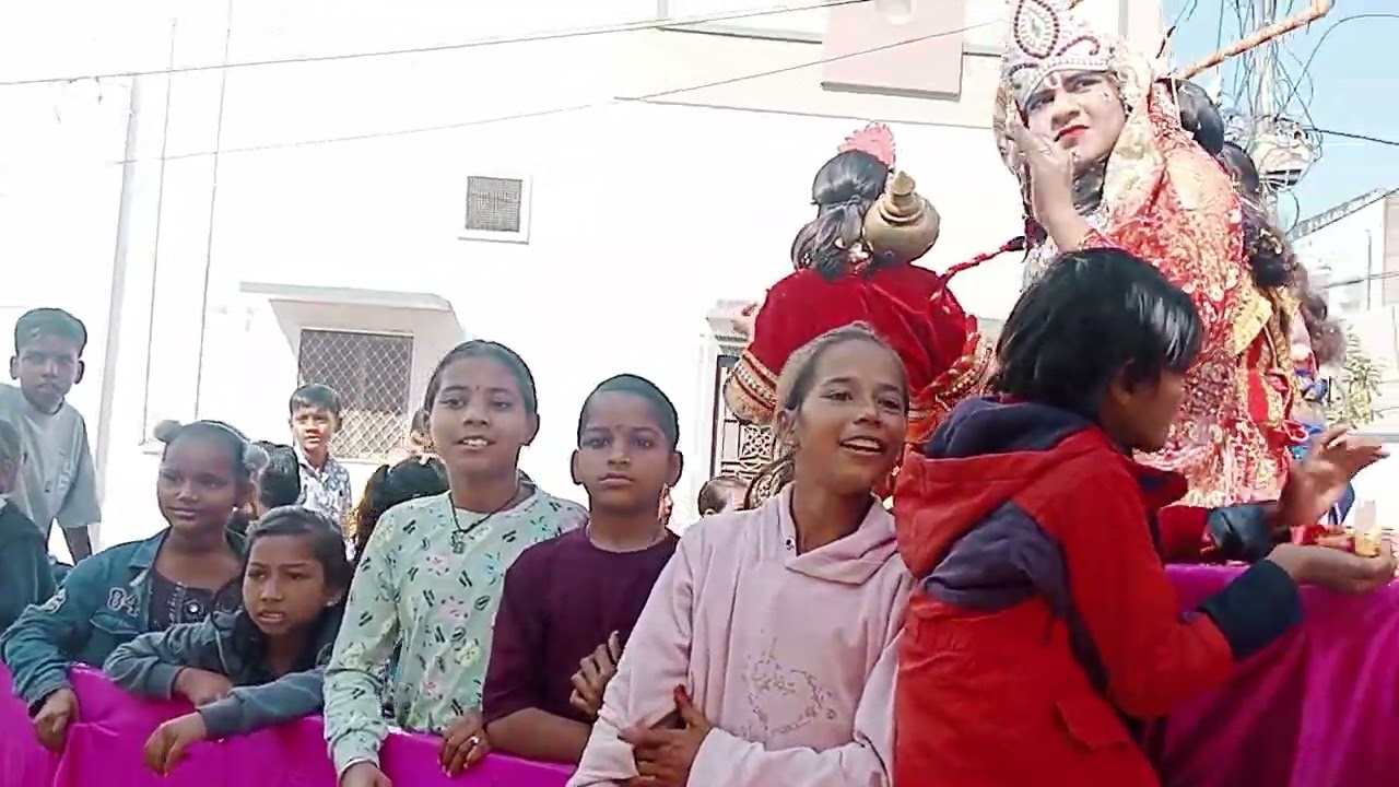 रविदास जी जयंती मनाई गई बहुत शानदार निकाले गई शुभा यात्रा घन्टा घर गाधी चौक सुजानगढ दि .1.2.2026