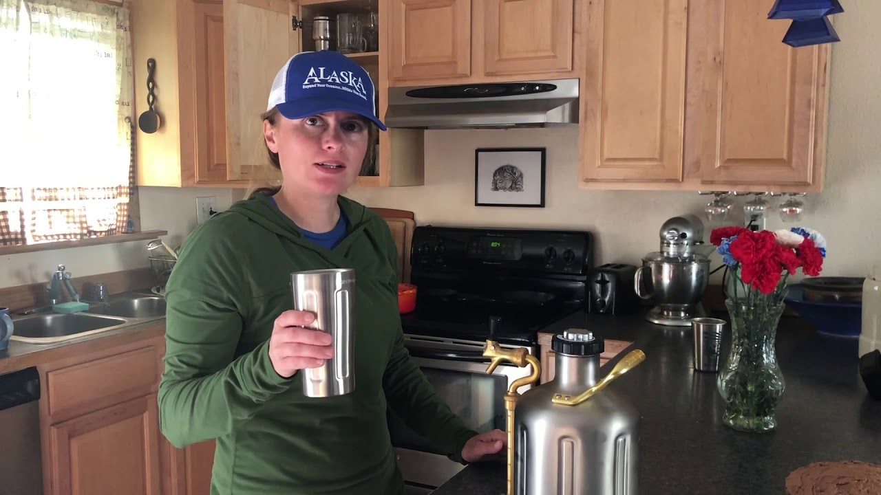Pouring a pint from a uKeg 128
