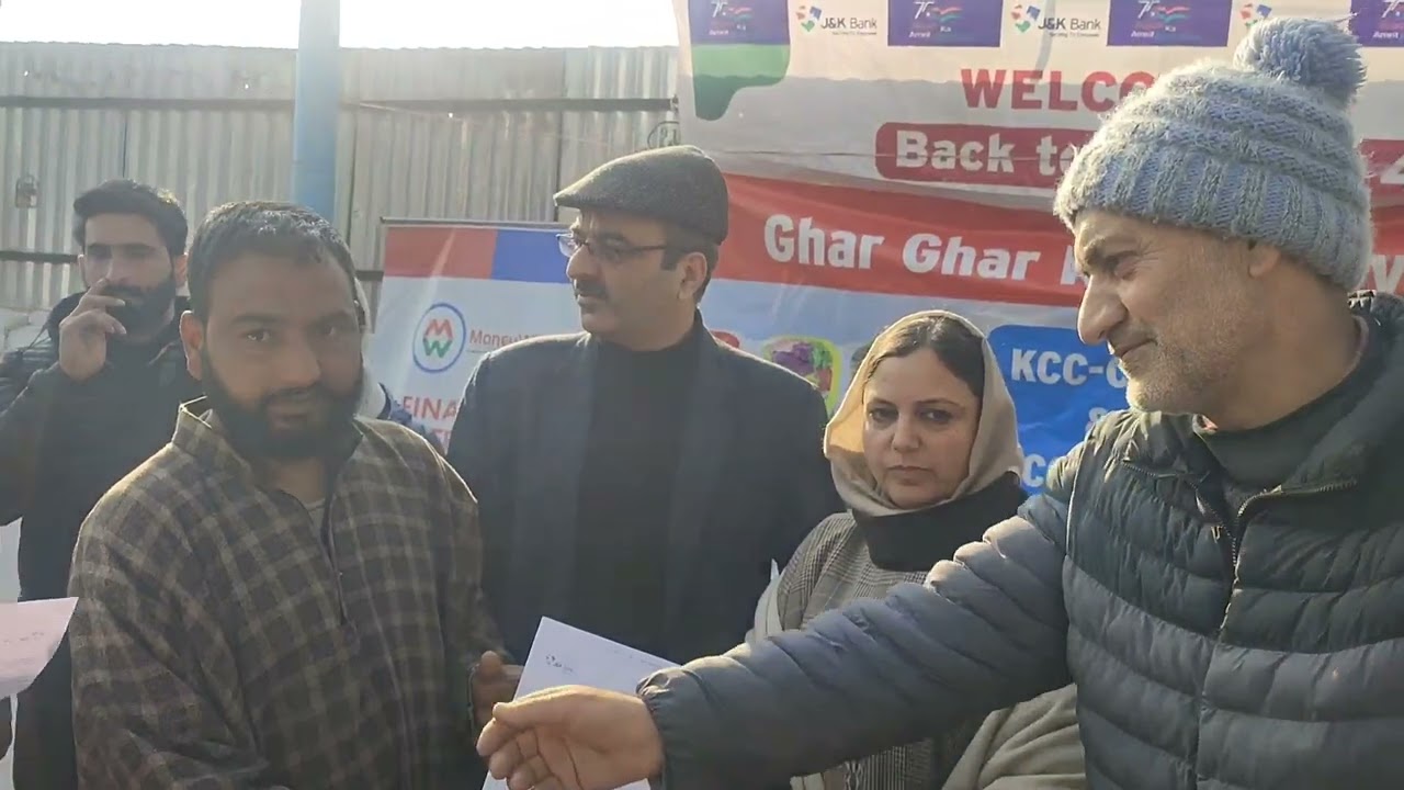 KCC LOAN// NO GARANTEE REQUIRED//J&K BANK MANAGER LARNOO//