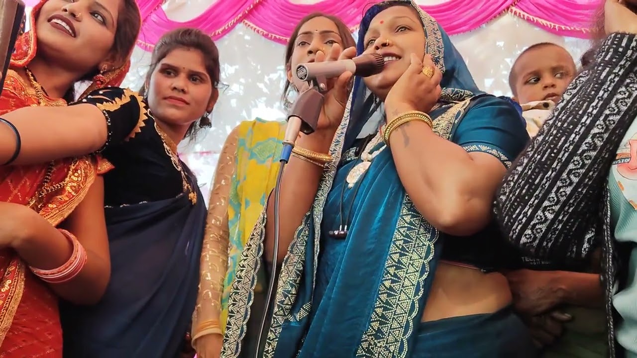 मंजू मोहनी खुशबू रानी आज एक भाभी के घर पर गई पूरा ब्लॉक वीडियो देखें