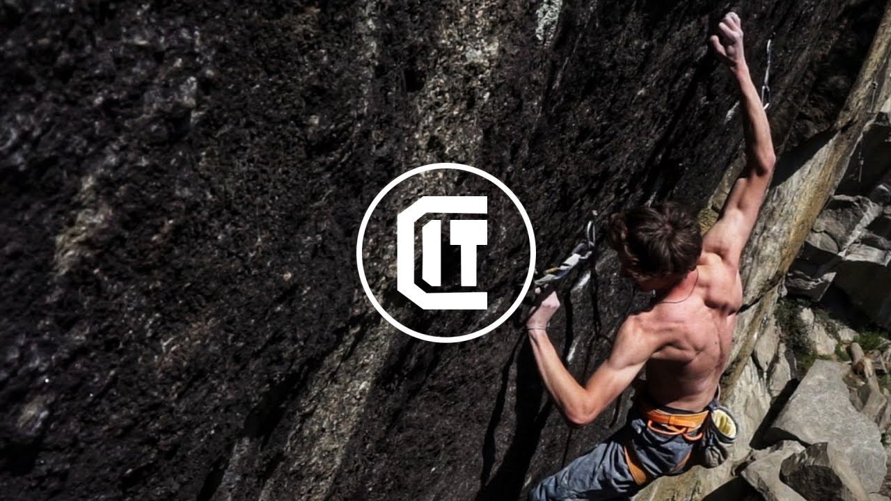 Felix Kiem on Himmelsreiter [8C]