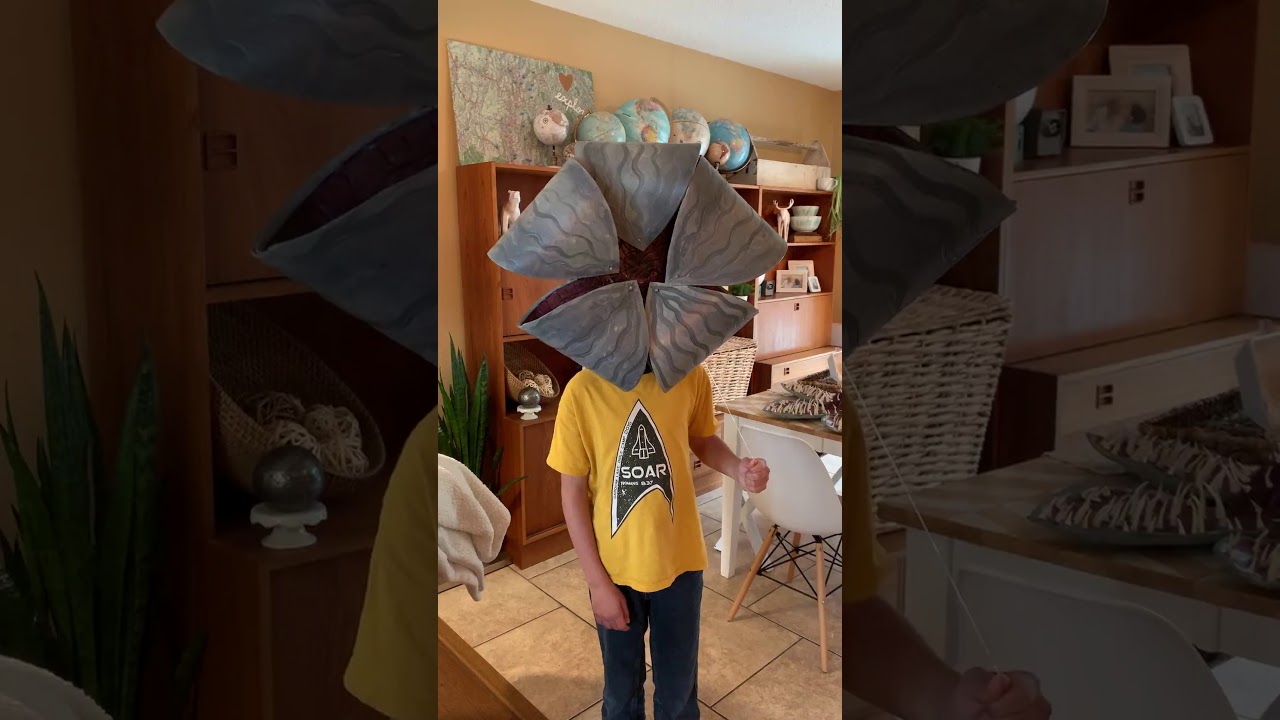 DIY Demogorgon Mask | Stranger Things Costume