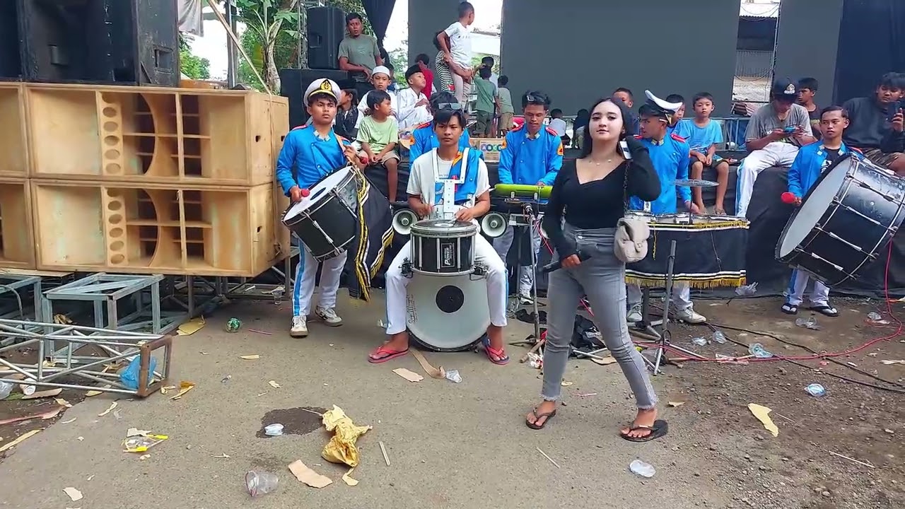 Drumband Singo Manggala Tampil Di Bukor Wringin Bondowoso