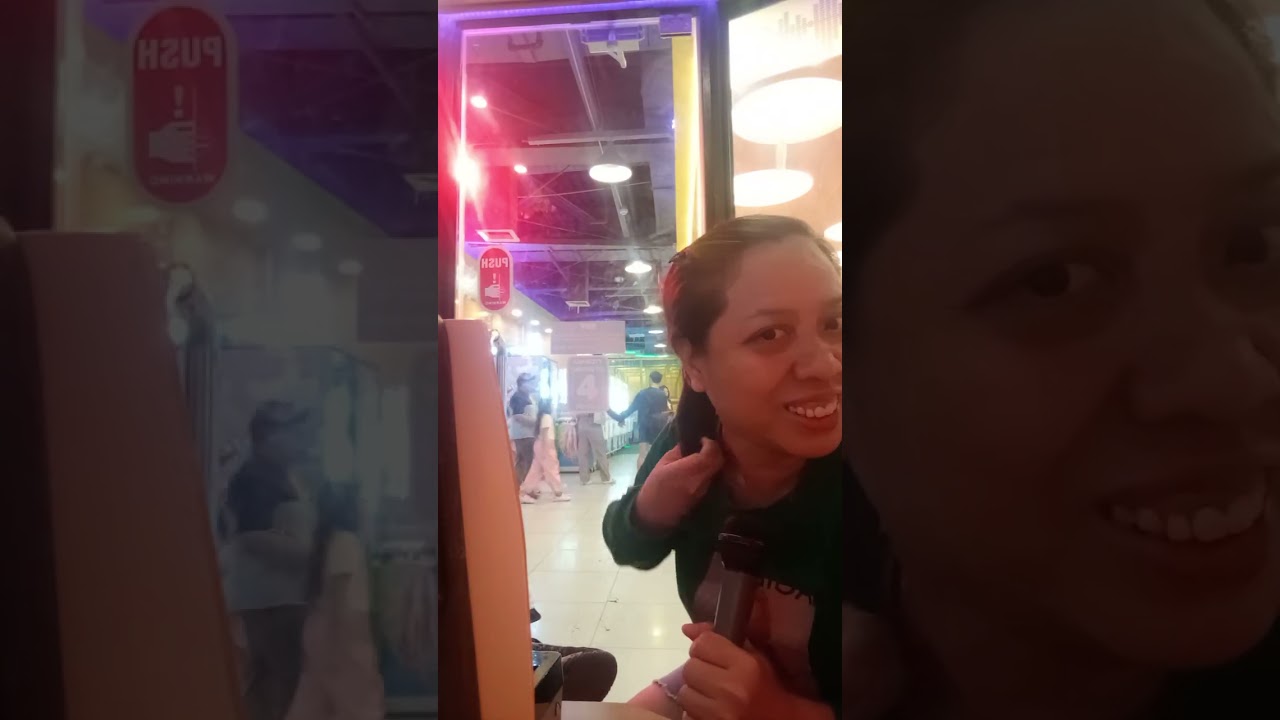 Videoke @ Sm South mall ( stress unloading) 