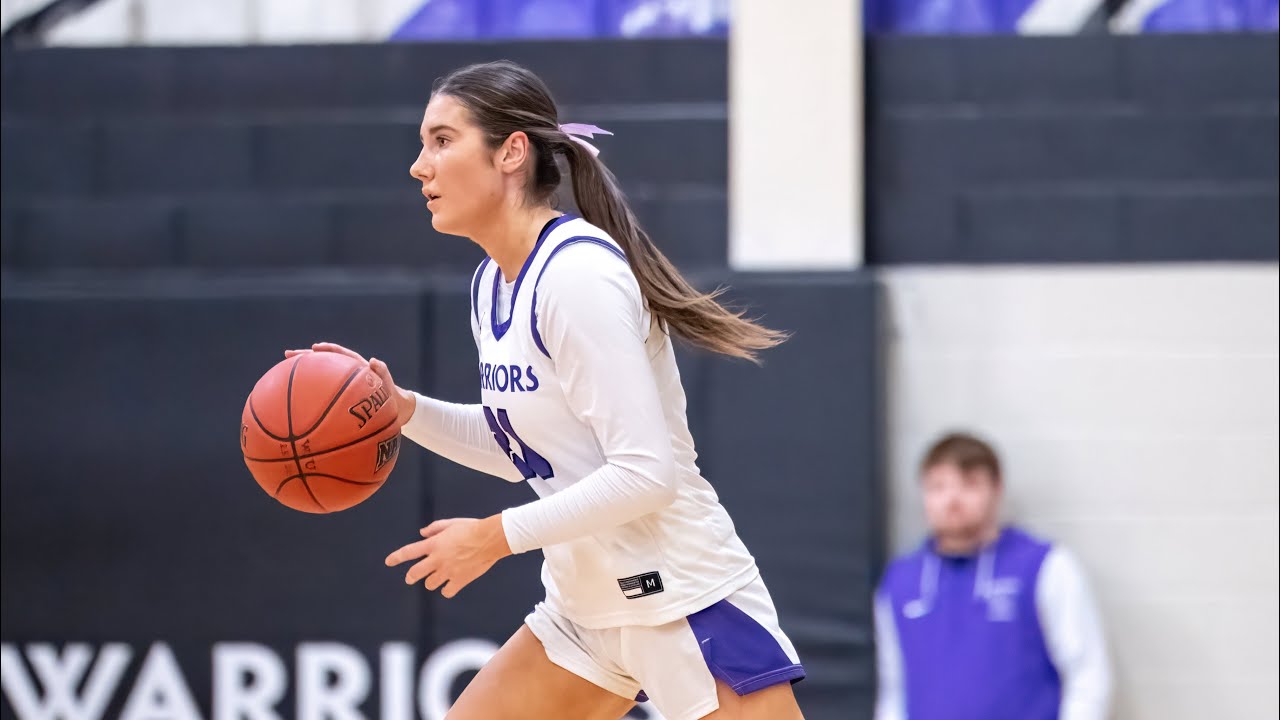 Charlotte Mills #21 Waldorf Women’s Basketball v Doane at Waldorf 