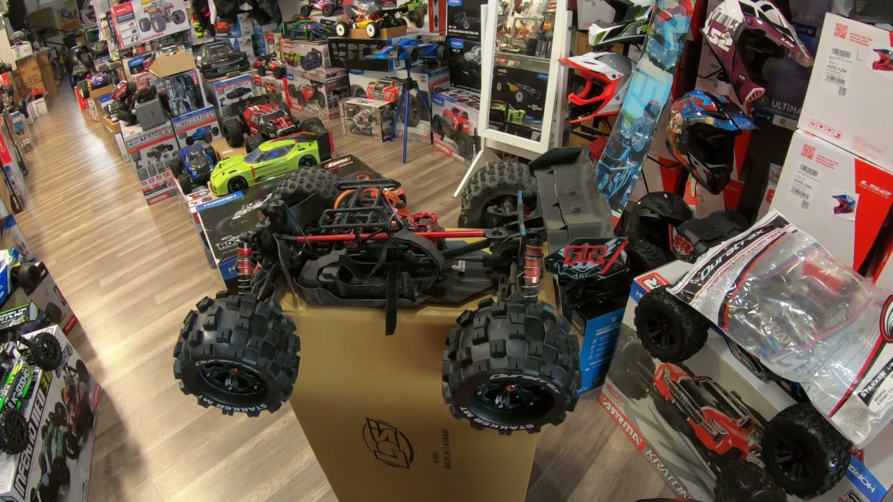 time for new tires ARRMA KRATON time for new tires ARRMA KRATON 6S RC truck from the garbage