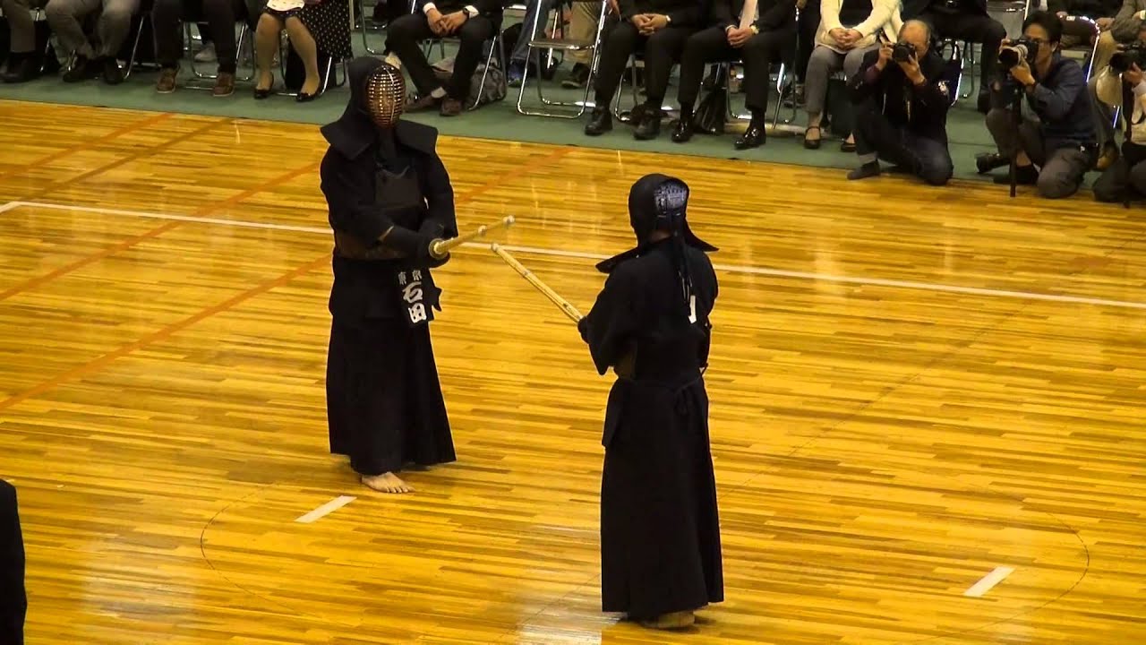 剣道八段戦　決勝　石田利也　対　古川和男 - Ishida vs. Furukawa 8-dan