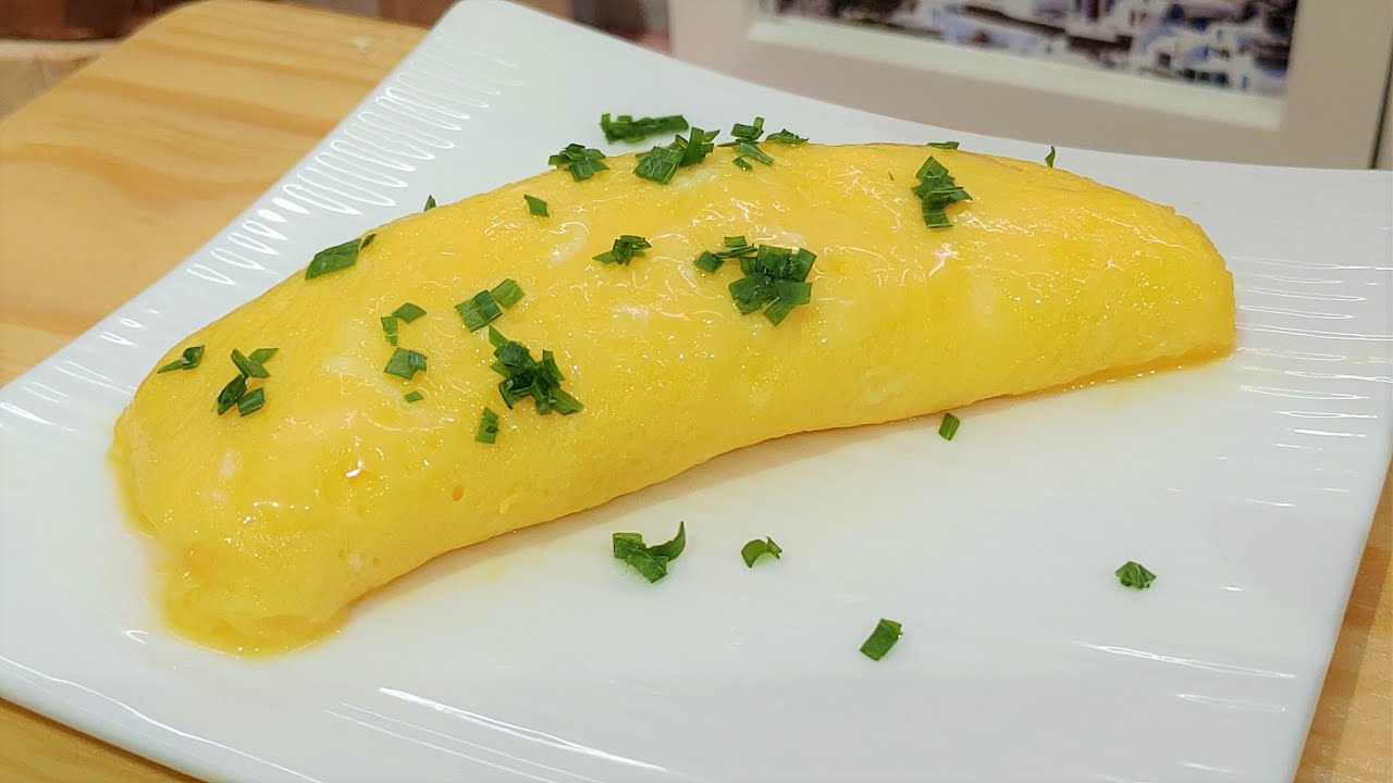 French Omelette, French Omelet | Recipe with Subtitle | Tiny Cafe