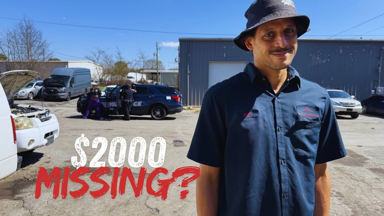 Клиент заявил, что в нашем магазине пропало 2000 долларов.