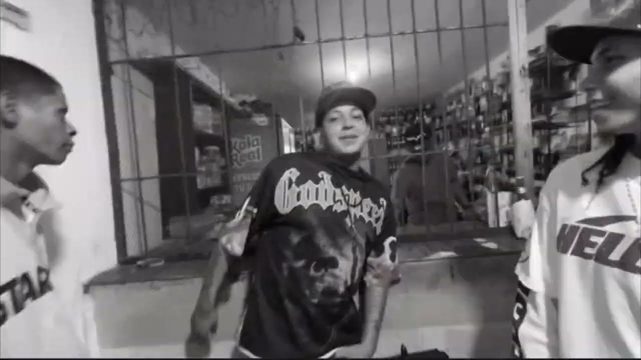 Junior Gatty Ft Yoe Dr - Te lo Metetamo - (Video Oficial) 
